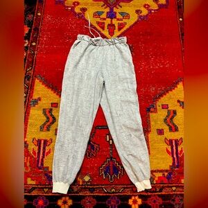 LULULEMON Grey thick unique joggers sz 6